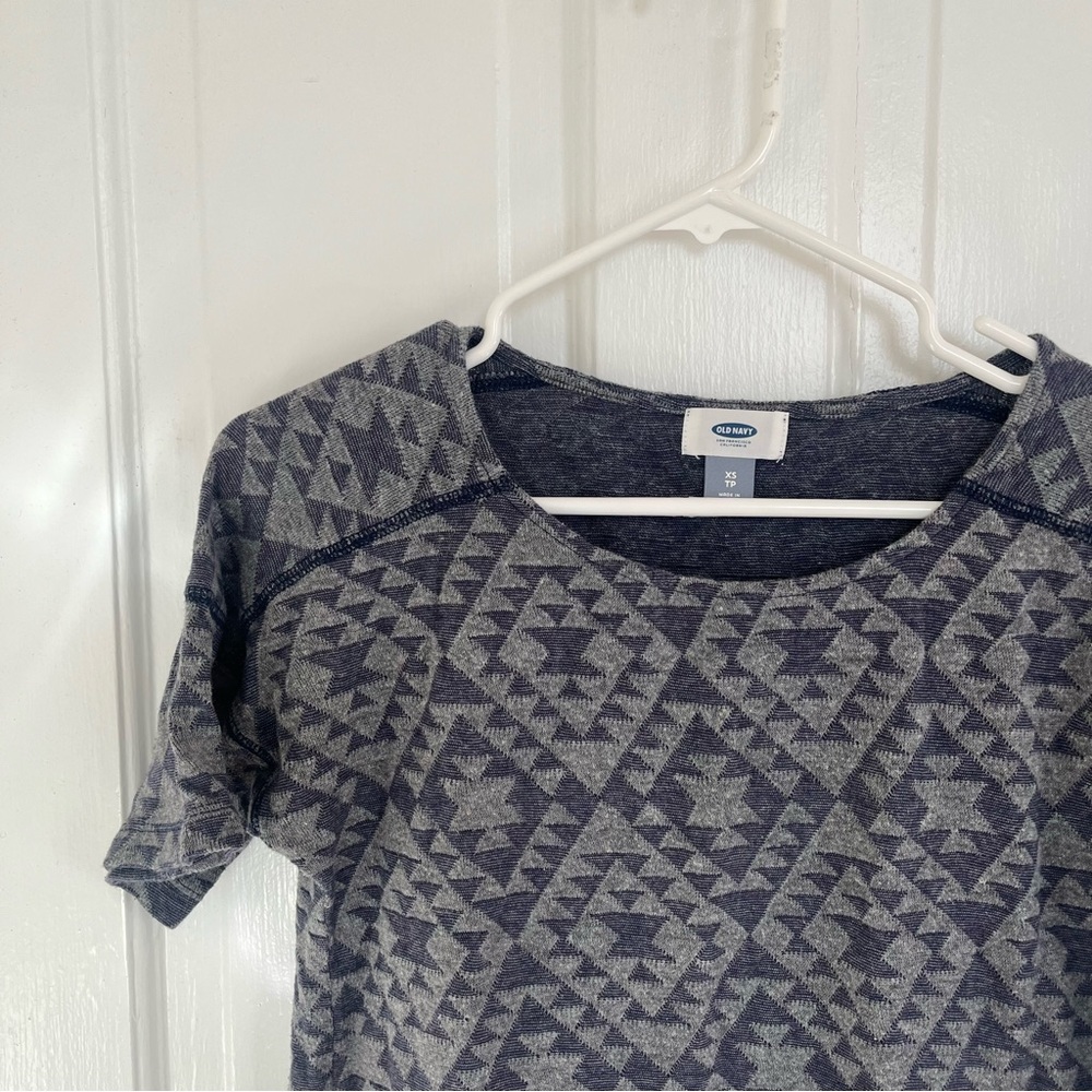 Old Navy Aztec Short Sleeve T-Shirt Blue Size XS